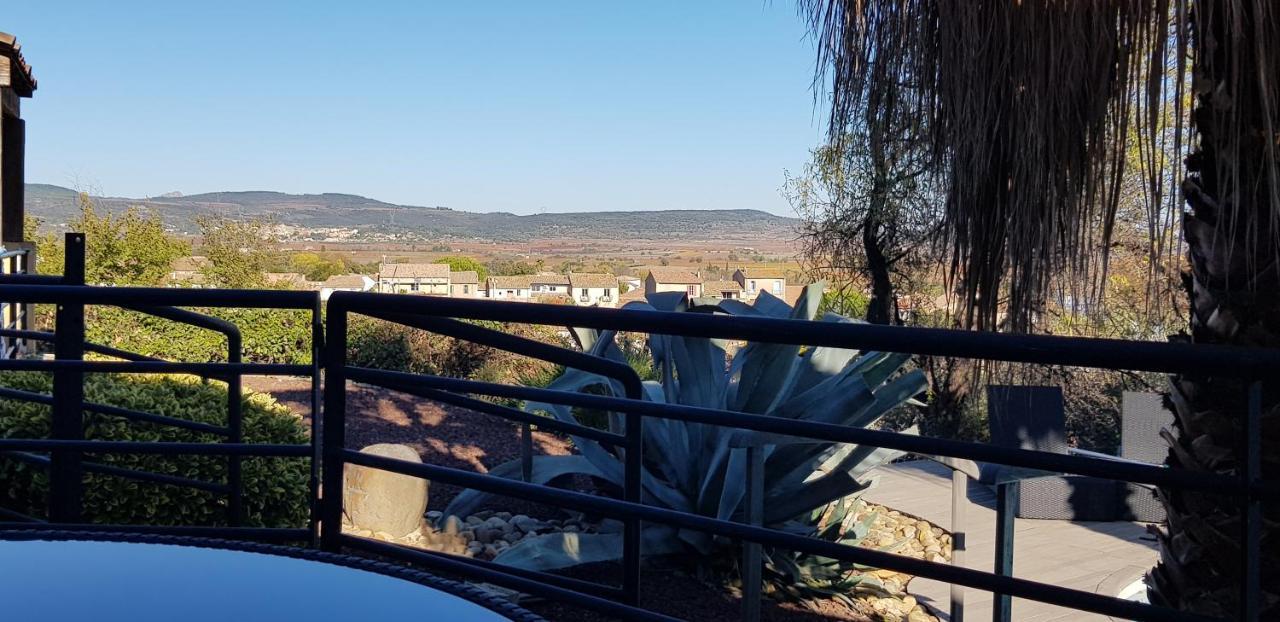 Beautiful Villa With A Stunning View Roujan ภายนอก รูปภาพ