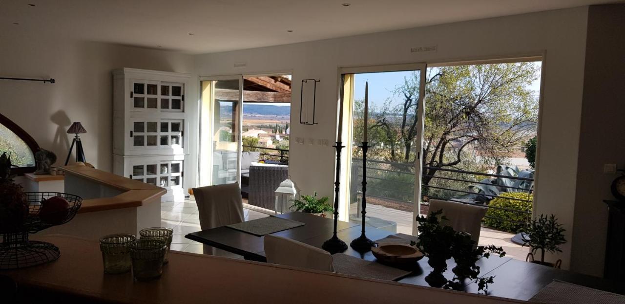 Beautiful Villa With A Stunning View Roujan ภายนอก รูปภาพ